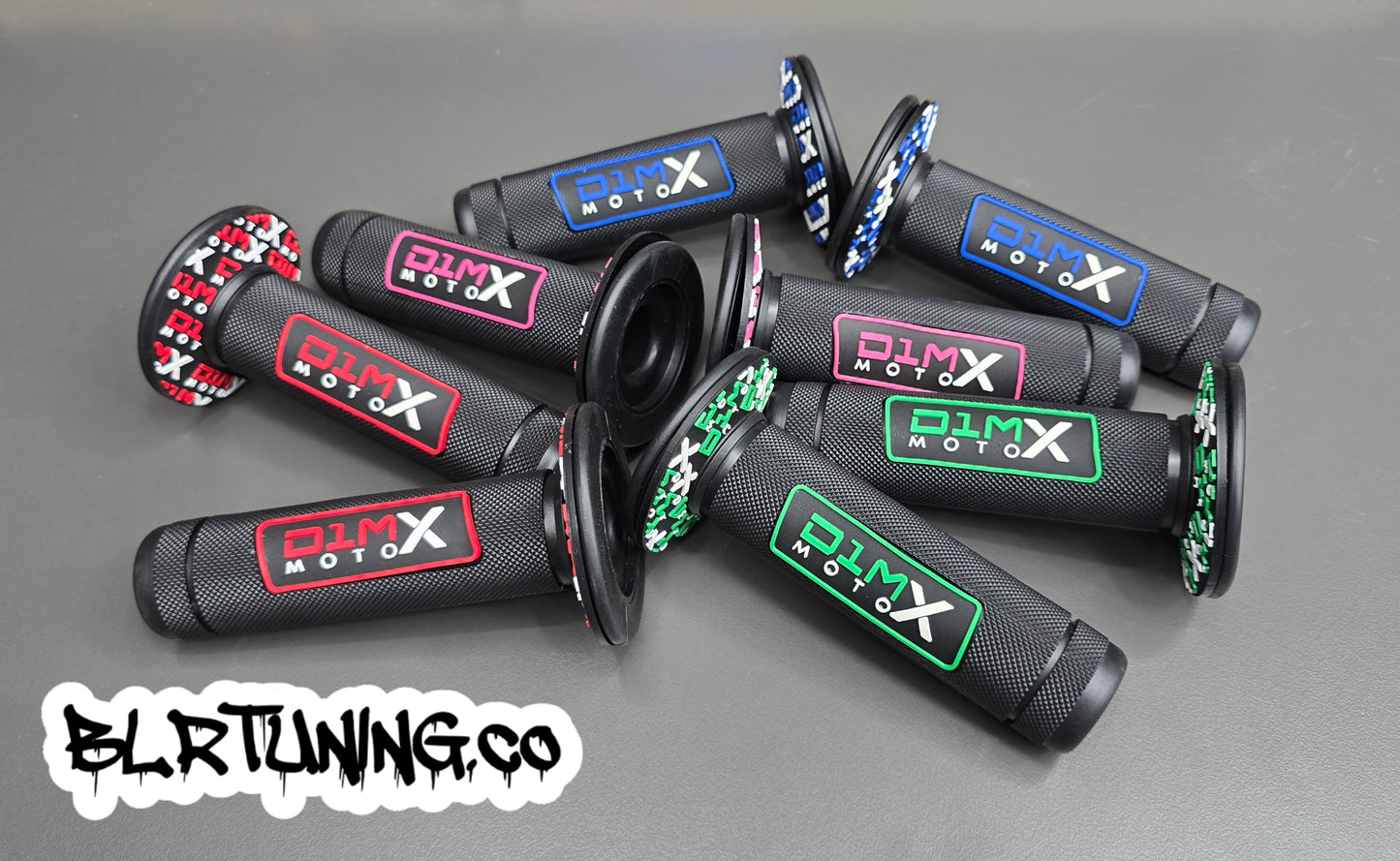 D1M MOTO X HAND GRIPS CLOSED END - FITS 7/8 BARS - FITS ELECTRIC DIRT BIKES - E-BIKES - DIRT BIKE - PIT BIKES