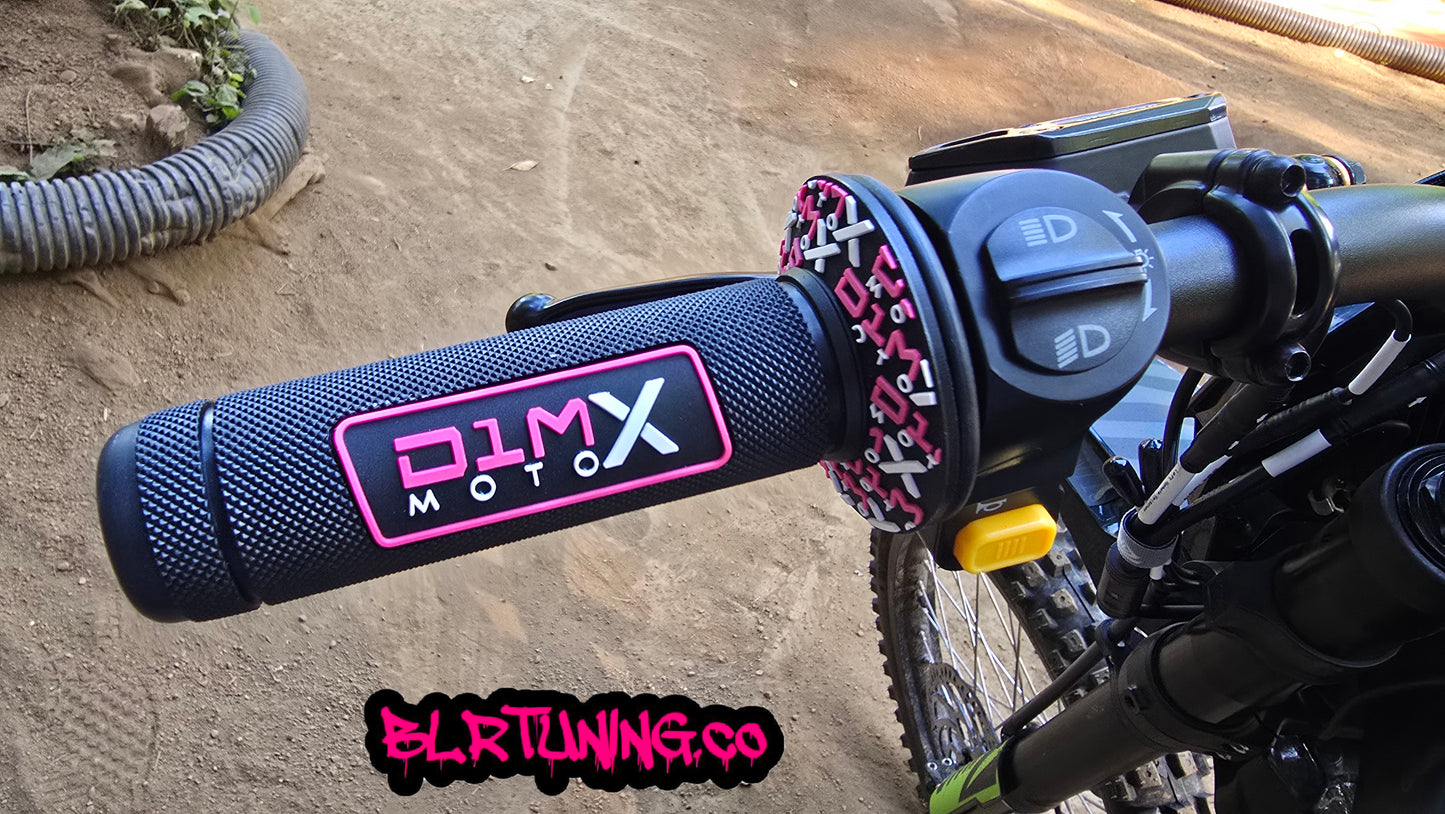 D1M MOTO X HAND GRIPS CLOSED END - FITS 7/8 BARS - FITS ELECTRIC DIRT BIKES - E-BIKES - DIRT BIKE - PIT BIKES