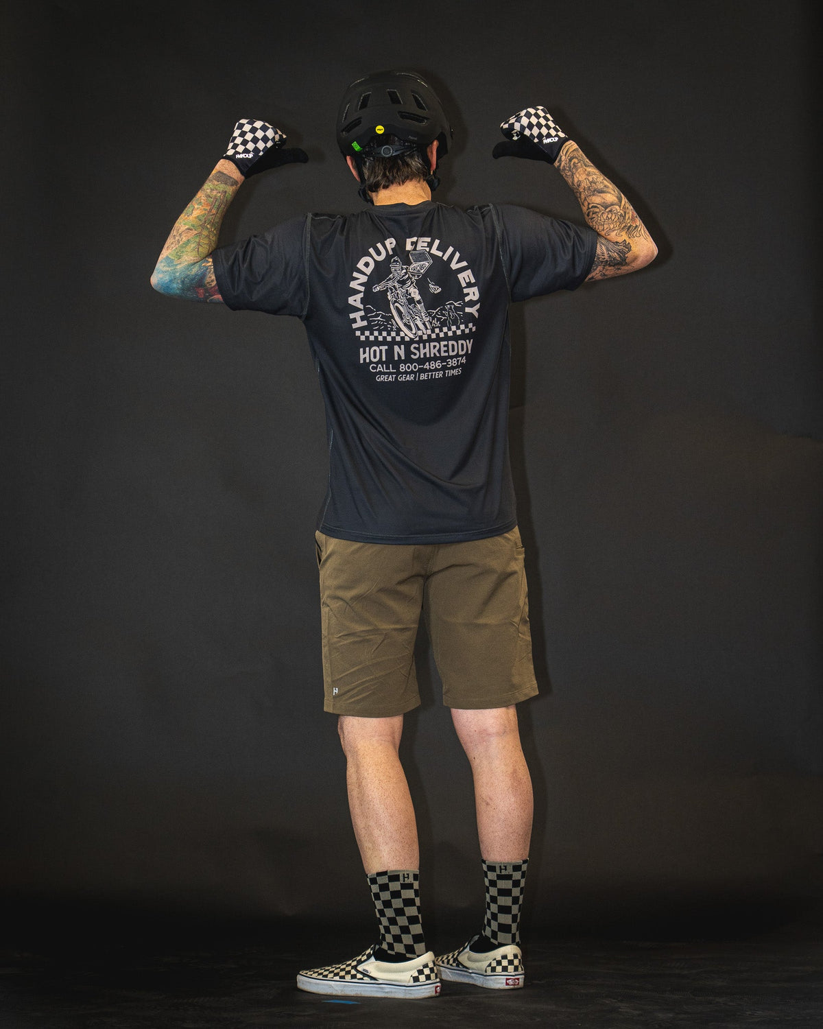 Gloves - Checkered Black/Tan