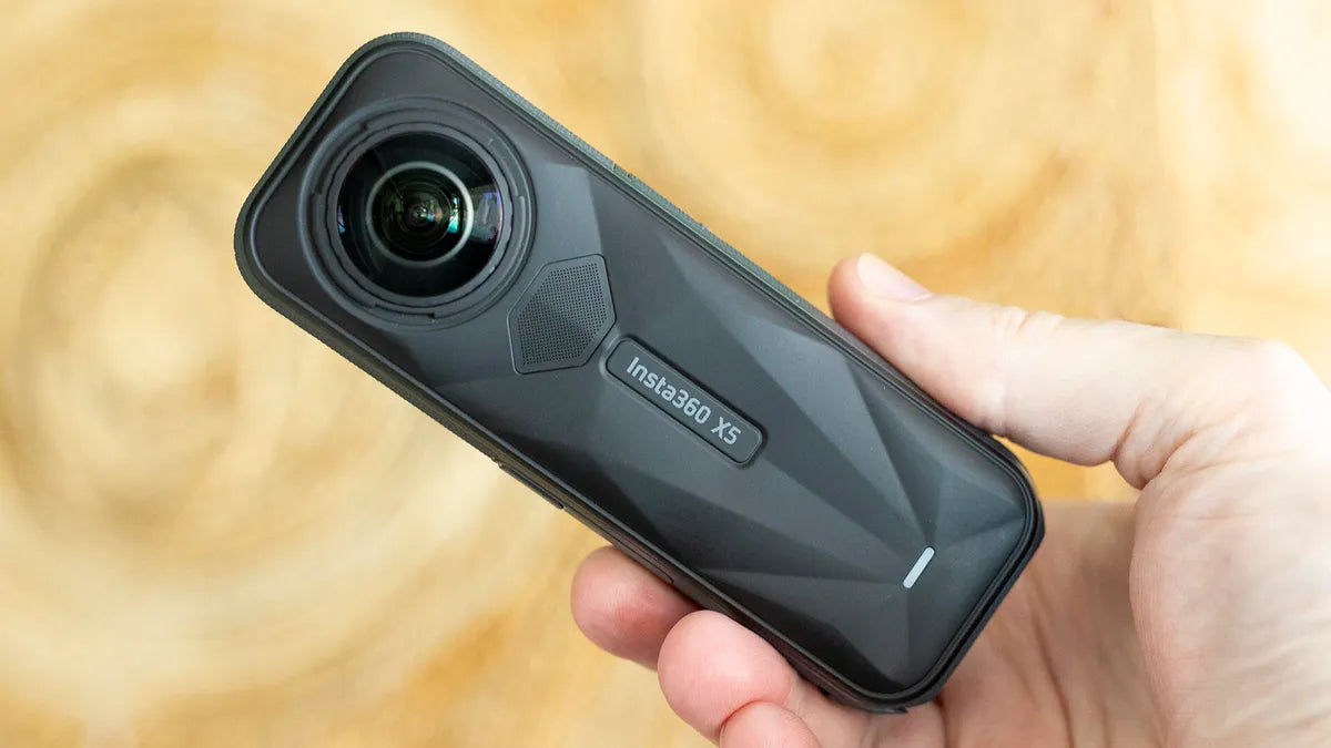 INSTA360