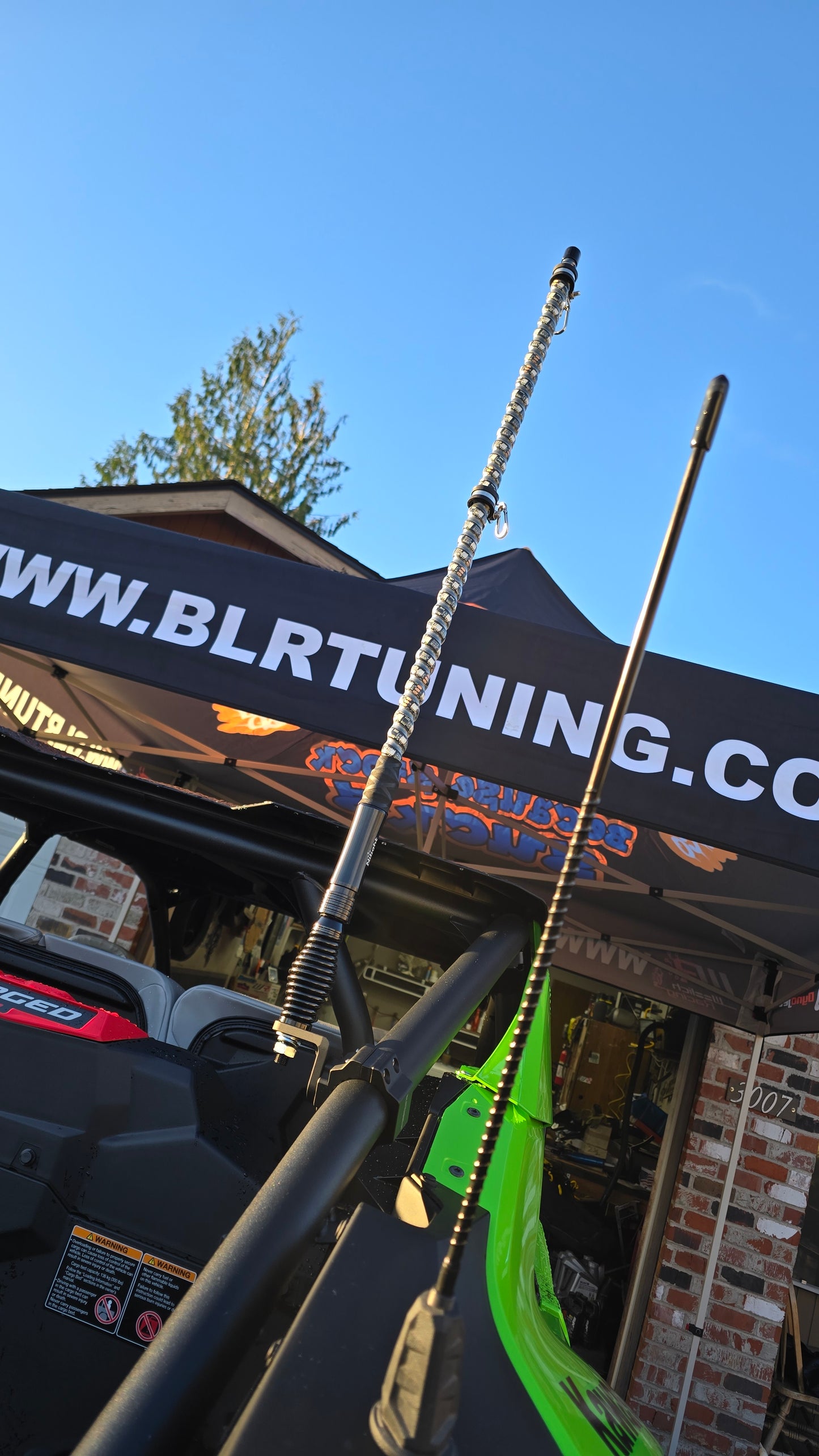 BLR TUNING Billet Aluminum Whip - Spot Light - Flagpole Mounts – Fits 1.75" to 2.0" Roll Cage Bars - UTV -ATV - ORV - UNIVERSAL FITMENT