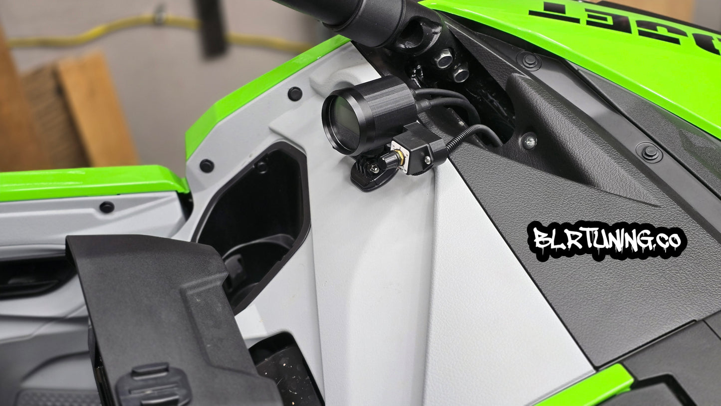 RAZORBACK GAUGE POD AND DYNOJET THROTTLE COMMANDER MOUNT KIT BY BLR TUNING