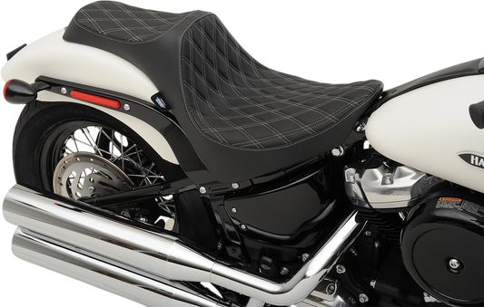 DRAG SPECIALTIES SEATS, Drag Specialties Seats Predator III Double Diamond Seat with Silver Stitching for Harley FL/FX 2018-2023 - Part Number 0802-1146