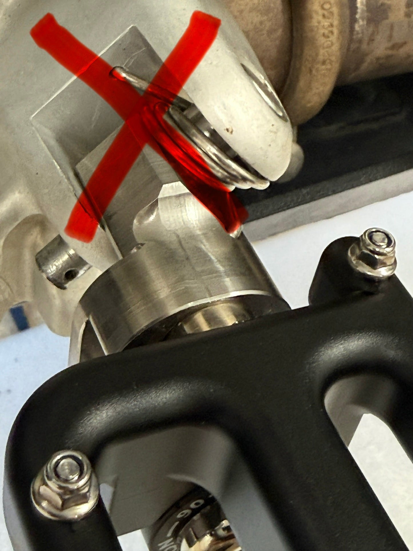 DDX model FITS: Ducati Desert X, Multistrada