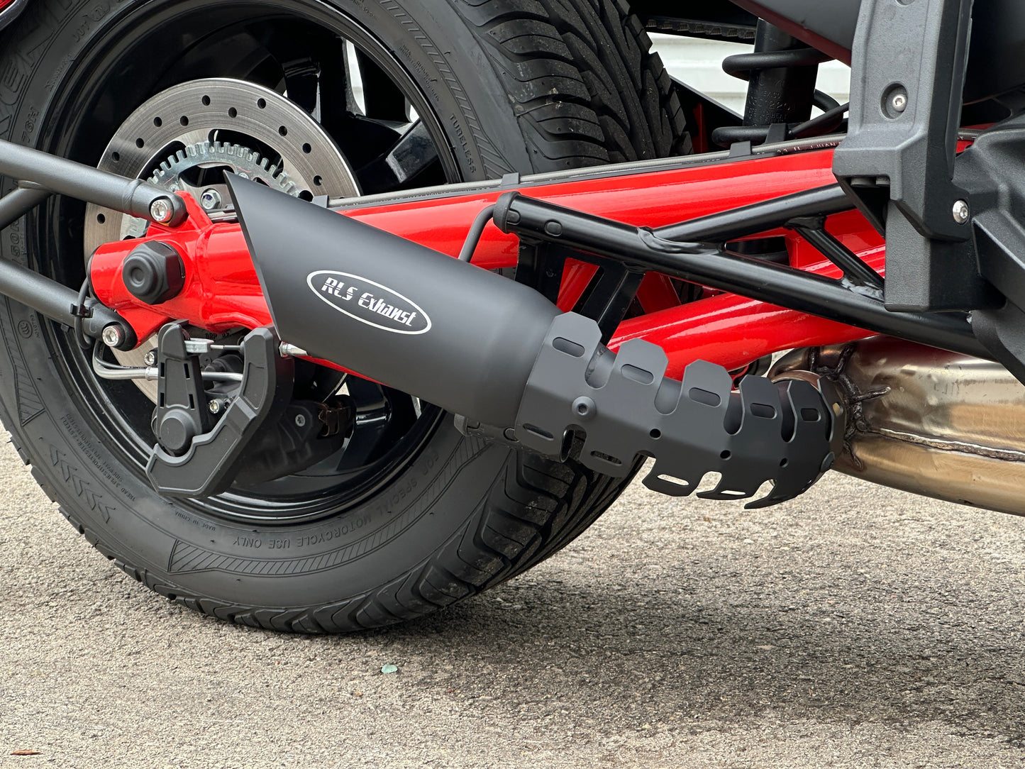 2014-2026 Can-Am Spyder  Exhaust heat sheild