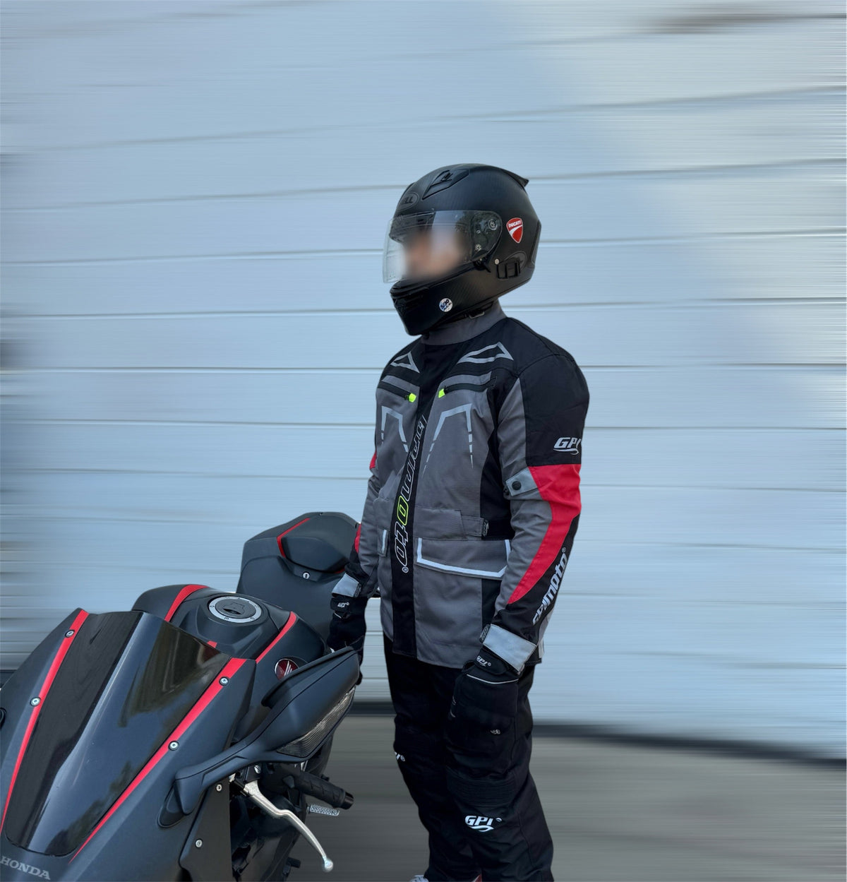 Men’s All-Season High Premium Quality Soft Adjustable Motorcycle Jacket – 6 Pockets, Grey/Black-
