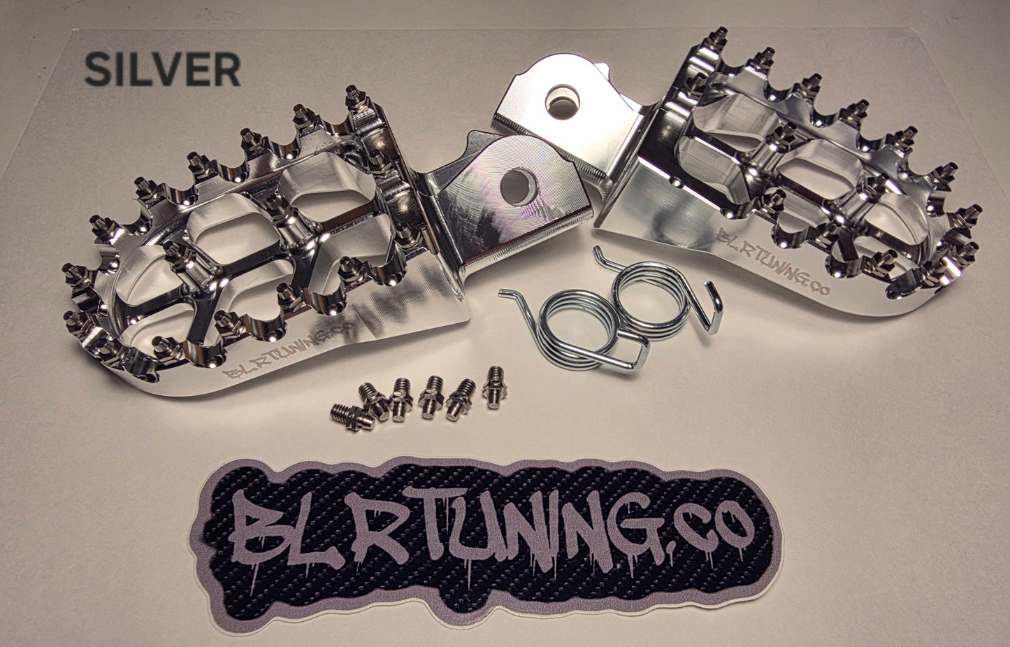 FOOT PEGS FOR RAWRR MANTIS X AND MANTIS X PRO BILLET ALUMINUM WITH STAINLESS STEEL TEETH BY BLR TUNING