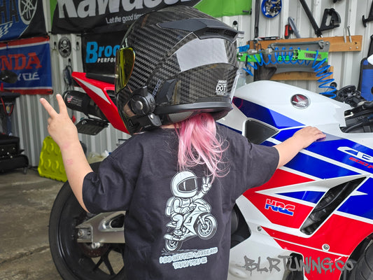 YOUTH T-SHIRT BY BLR TUNING – I DO BETTER WHEELIES THAN YOU