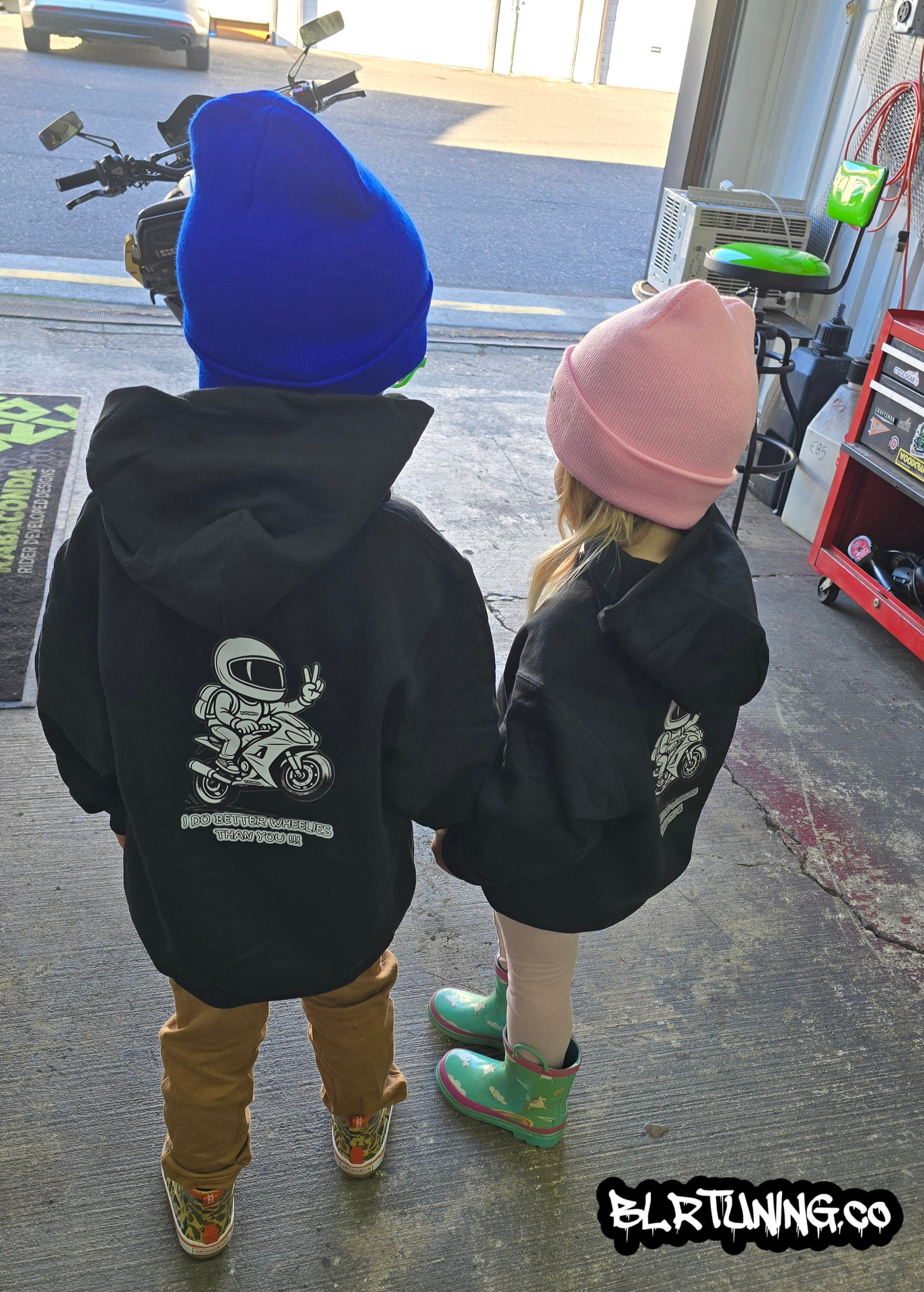 YOUTH HOODIE - I do better wheelies than you - limited edition