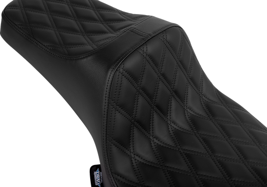 DRAG SPECIALTIES SEATS, Drag Specialties Seats Predator III 2-Up Seat for Chieftain '25 and Challenger '20-'25 - Vinyl and Solar Leather, Double Diamond Pattern (Part #4720F)